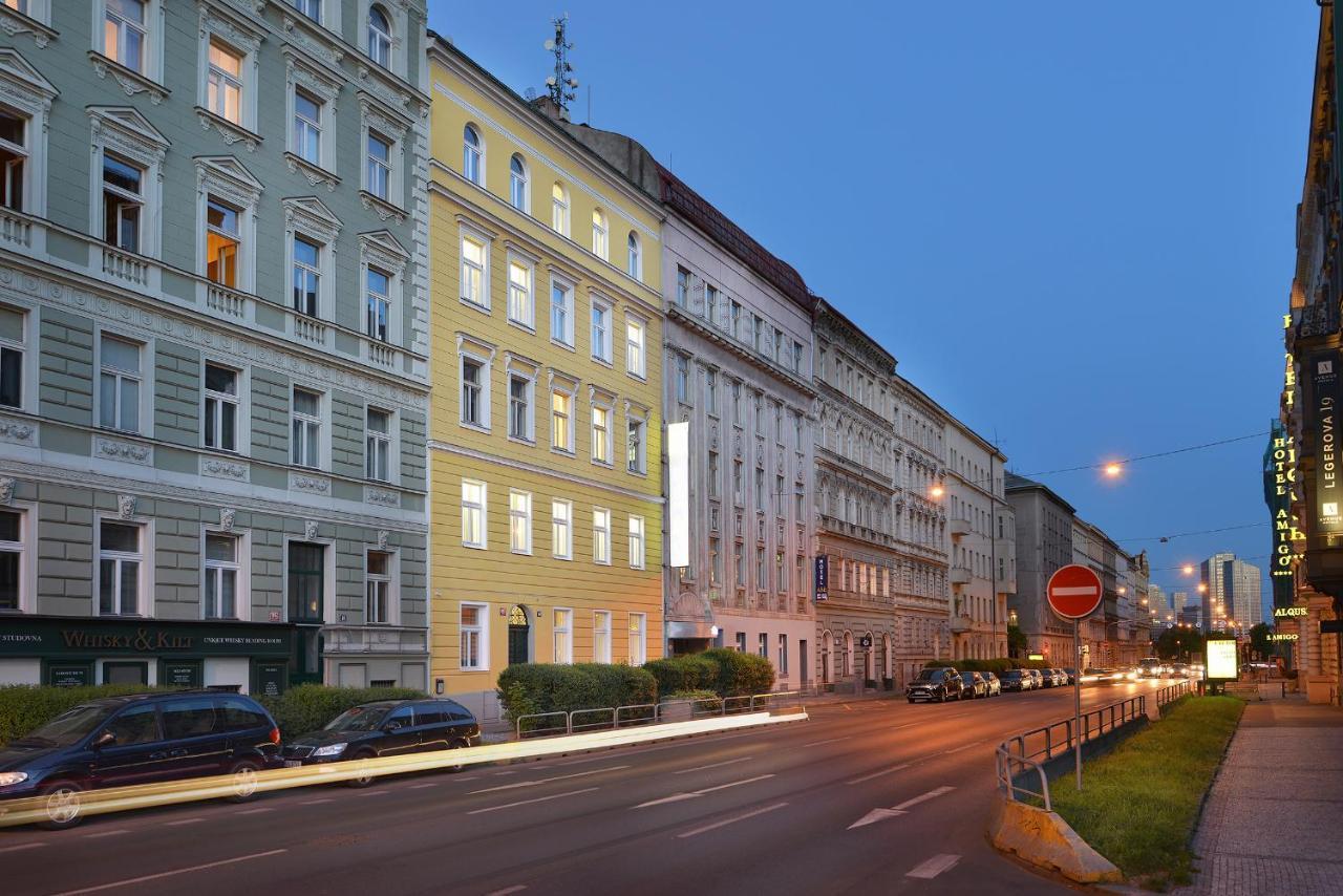 Prague Season Hotel Bagian luar foto